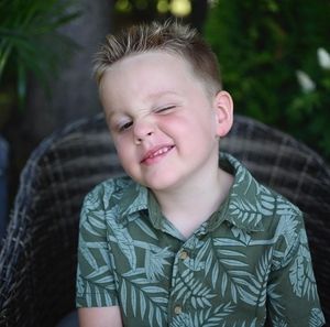 Meet your Posher, Adania